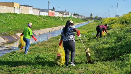 City applauds local coastal clean-up initiatives 