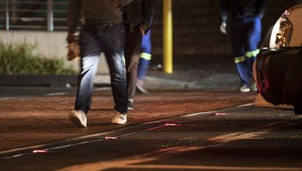 In-road warning lights encourage better driving behaviour 