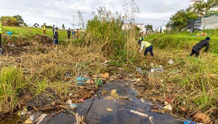 City conducts cleaning of Macassar Canal