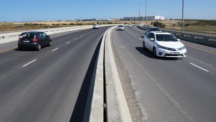 Stop-and-go system on Japhta K Masemola Road