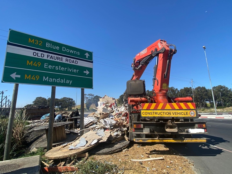 https://resource.capetown.gov.za/cityassets/Media%20Centre%20Assets/dump%201.jpg