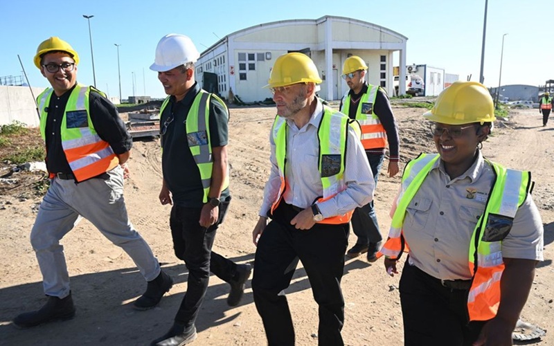Deputy-Minister-visits-City-s-major-water-and-sanitation-projects.jpg